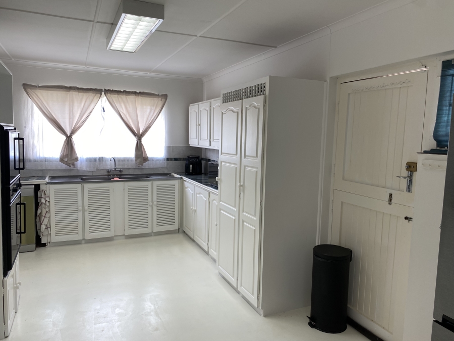 To Let 3 Bedroom Property for Rent in Kidds Beach Eastern Cape